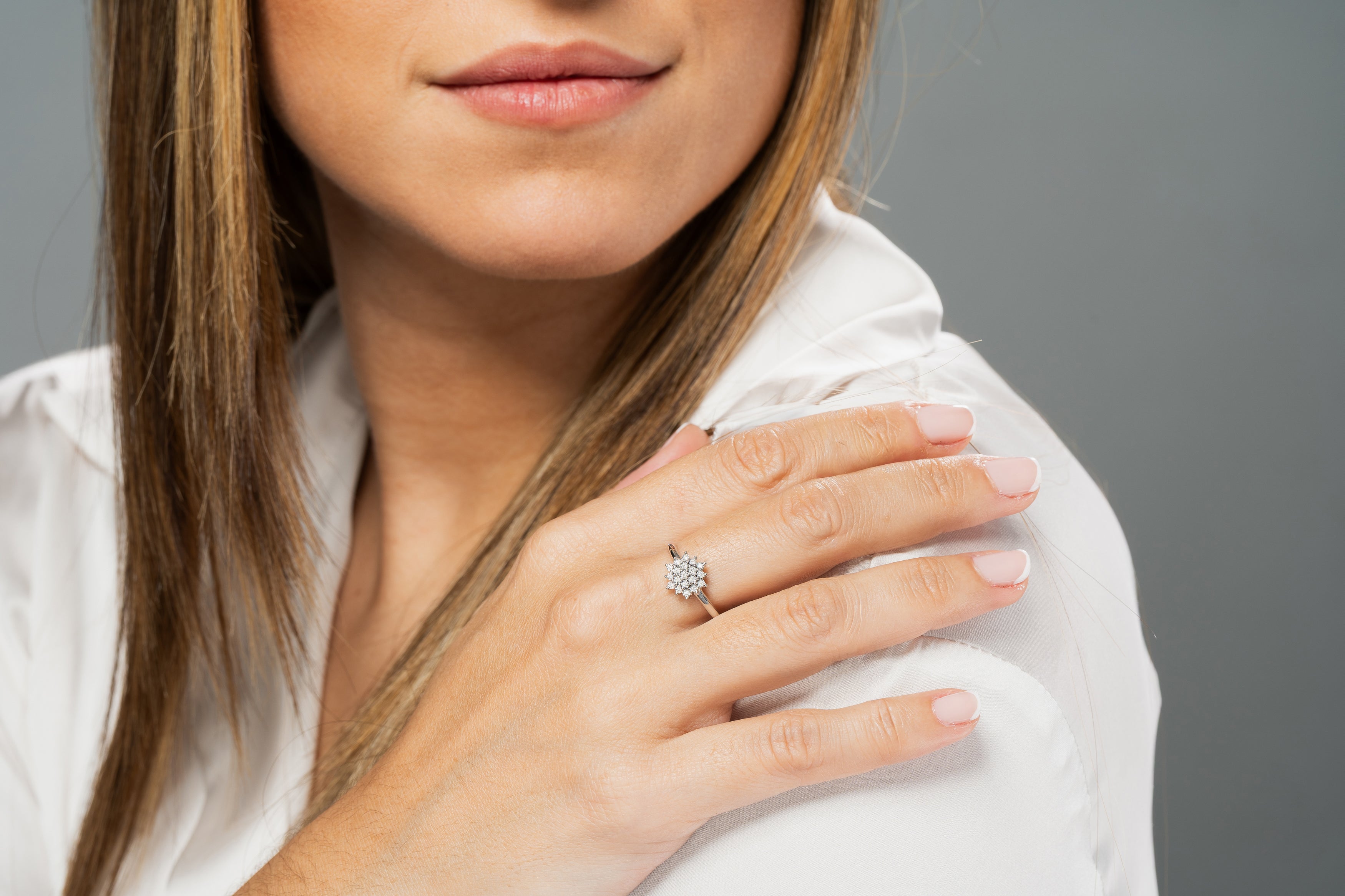 Anillo Laure